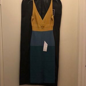 NEVER WORN Herve Leger Bandage Dress- Size M